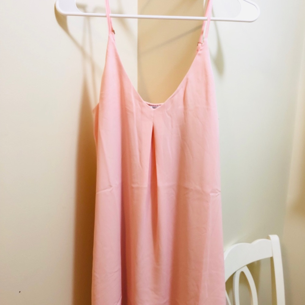Women’s Tobi baby pink dress.